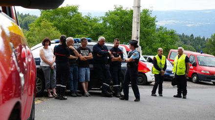 Nach dem Vorfall bei der Auto-Rallye im Département Puy-de-Dôme gibt es Untersuchungen. 