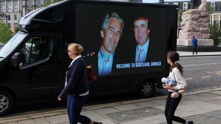 US-Präsident Donald Trump verfolgt die Epstein-Affäre bis nach Schottland.