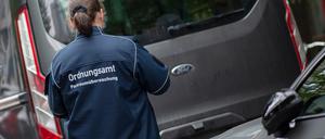 In Berlin fehlen hunderte Mitarbeiter zur Kontrollen der Parkzonen