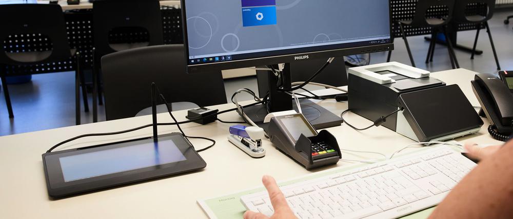 Viele Dienstleistungen in Berliner Behörden werden digital bearbeitet. (Symbolbild)