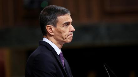 Wegen Korruptionsermittlungen in seinem Umfeld gerät Spaniens Premierminister Pedro Sánchez in Bedrängnis.