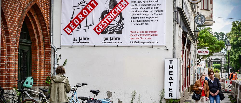 Das Schlossplatztheater Köpenick steht vor dem Aus, weil die Basisförderung aus dem Kultursenat in diesem Jahr überraschend ausgeblieben ist.