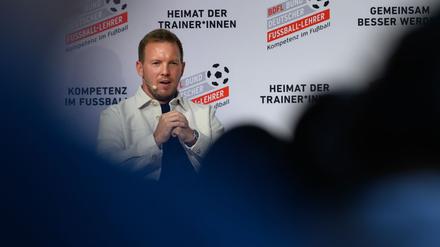 Seinen Weggang aus Leipzig bezeichnet er im Nachhinein als „einen Tick zu früh“