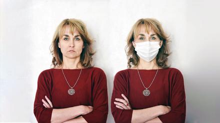 Ein neutraler Gesichtsausdruck. Unter Astrid Steinmetz’ Maske verschwindet er.