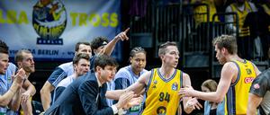 Trainer Pedro Calles, Justin Bean und Malte Delow (v. l. n. r.) sind bei Alba noch an Bord, viele andere haben den Klub verlassen.