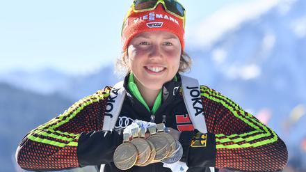 Bei der WM 2017 gewann Laura Dahlmeier sechs Medaillen in sechs Rennen.