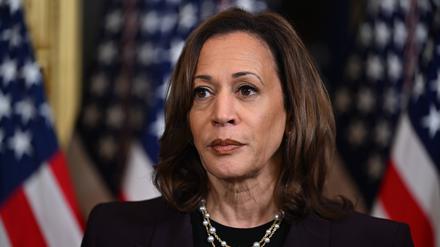 Die damalige US-Vizepräsidentin Kamala Harris hält eine Rede (Archivbild).