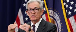 Der Vorsitzende der US-Notenbank Federal Reserve (Fed), Jerome Powell, gibt ein Statement.
