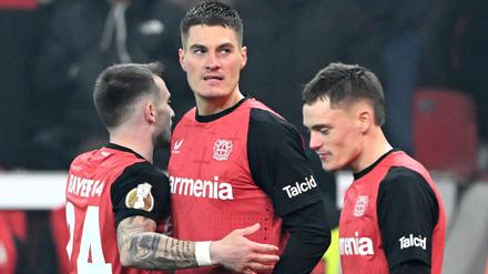Bayer-Star Patrik Schick findet, dass Wirtz und Xhaka kaum zu ersetzen sind. 