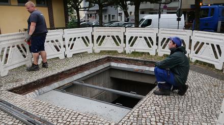 Unter dem Kopfsteinpflaster liegt die Netzpumpstation in drei Ebenen, 23 Meter tief.