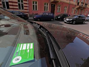 Ein Anwohnerparkausweis – bisher gibt es den in Potsdam nur in Papierform.