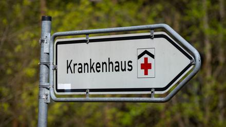 Die Landesregierung und die Stadt Wittstock/Dosse suchen nach Lösungen für den Erhalt medizinischer Versorgung angesichts der geplanten Schließung des Krankenhauses. (Symbolbild)