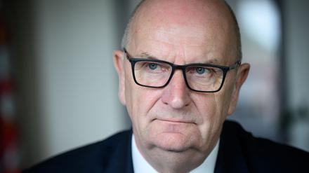 Brandenburgs Regierungschef Dietmar Woidke (SPD) äußerte sich zur Debatte über die SPD-Verfassungsrichterkandidatin Frauke Brosius-Gersdorf. (Archivbild)