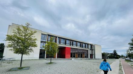 Hans-Carossa-Gymnasium in Berlin Kladow Spandau Landstadt Gatow Sanierung 