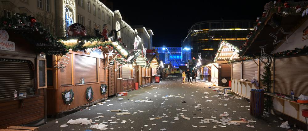 Blick auf den Magdeburger Weihnachtsmarkt nach dem Anschlag.