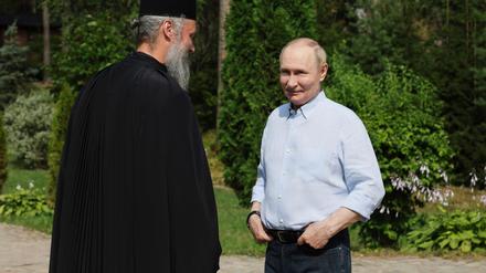 Fast jedes Jahr besucht Putin Kremlchef Putin das orthodoxe Kloster auf der nordrussischen Insel Walaam. 