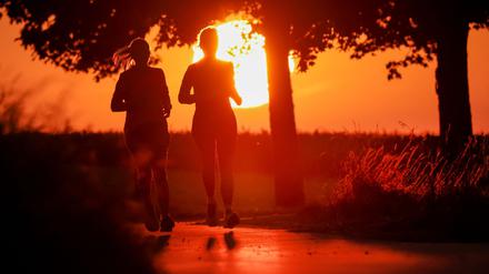 Zur Wochenmitte soll es wieder sommerlich werden. Viel Sonne und Temperaturen bis 29 Grad. Allerdings nicht in allen Teilen Deutschlands. (Symbolbild)