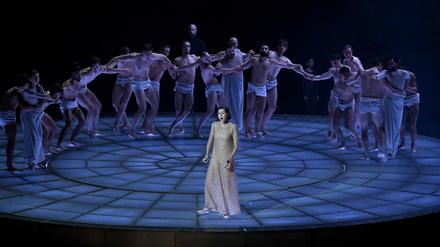 Die US-Sopranistin Lisette Oropesa in Ulrich Rasches „Maria Stuarda“  