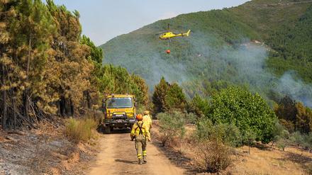 In Las Hurdes in der spanischen Region Cáceres konnte ein größerer Waldbrand nach mehreren Tagen unter Kontrolle gebracht werden.