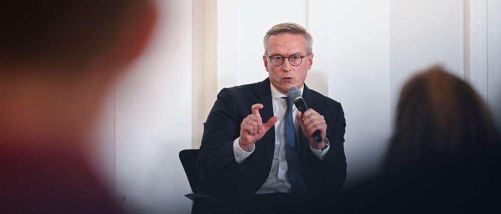„Wenn ein Anbieter eine solche Technologie bereitstellt, sollten wir in sie investieren“, sagt Karsten Wildberger. (Archivbild)