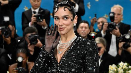 Popstar Dua Lipa ist jetzt auch kosovarische Staatsangehörige. (Archivbild)
