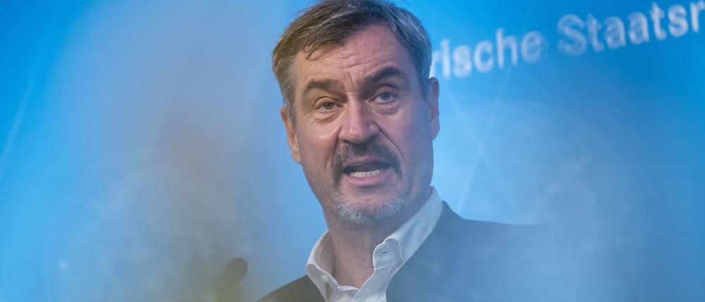 29.07.2025, Bayern, München: Markus Söder, (CSU) Ministerpräsident von Bayern, nimmt nach der bayerischen Kabinettssitzung an einer abschließenden Pressekonferenz teil. Foto: Peter Kneffel/dpa +++ dpa-Bildfunk +++