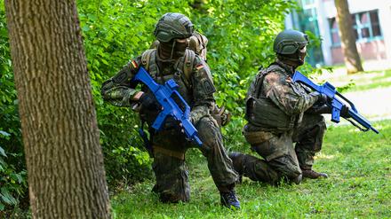 Bundeswehrsoldaten am 22. Juli bei einem Medientermin in München.