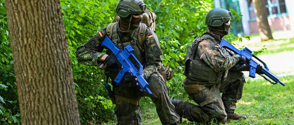 Bundeswehrsoldaten am 22. Juli bei einem Medientermin in München. 