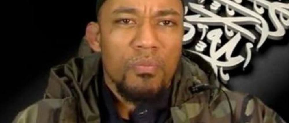 Screenshot eines Fotos des Berliner Rapper und Islamisten Denis Cuspert alias Deso Dogg, November 2014 auf Twitter veröffentlicht.