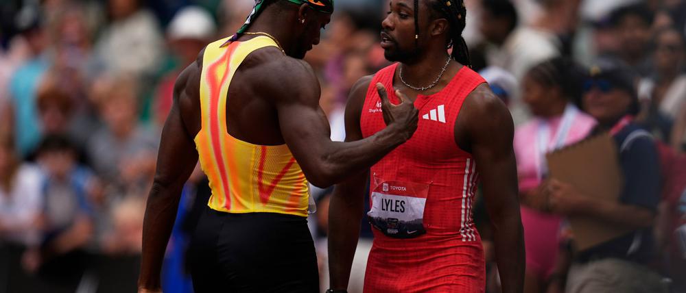 Noah Lyles und Kenny Bednarek hatten nach den 200 Metern bei den US-Trials etwas zu besprechen.