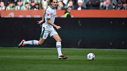 Trainiert wieder mit den Profis: Florian Neuhaus 