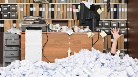 Papierchaos statt digitaler Post? Experten erklären, wie es mittlerweile im Öffentlichen Gesundheitsdienst ausschaut.