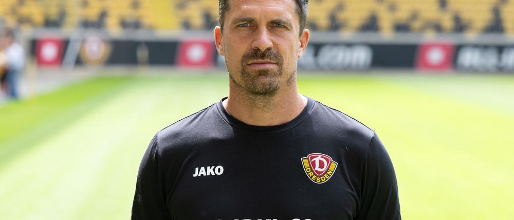 Sitzt eine Sperre im Freundschaftsspiel gegen Hertha BSC II ab: Dynamo Dresdens Coach Thomas Stamm.