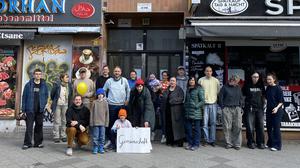 Mieter:innen des Hauses in der Karl-Marx-Straße 11 in Neukölln