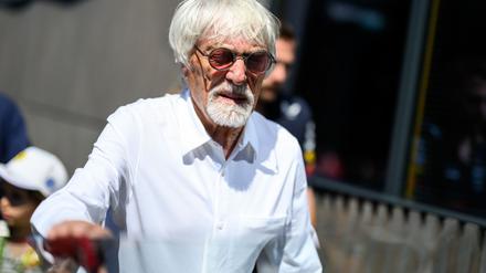Bernie Ecclestone sieht keine Zukunft für Lewis Hamilton in der Formel 1.