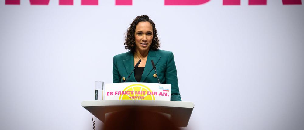 FDP-Generalsekretärin Nicole Büttner will beim Erarbeiten eines neuen Grundsatzprogrammes für die Liberalen auch KI nutzen. (Archivbild)