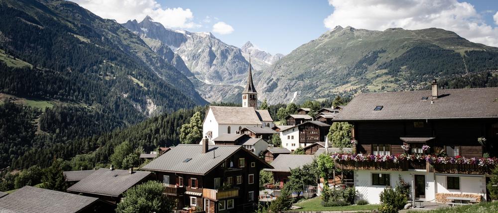In der Barockkirche von Ernen im Oberwallis finden den ganzen Sommer über fast täglich Konzerte statt.