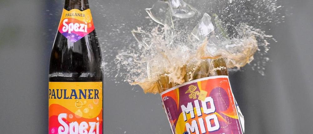 Das Design der Mio Mio Mische ist in den Augen des Landgerichts München I dem der Spezi-Flasche von Paulaner zu ähnlich. (Symbolbild)