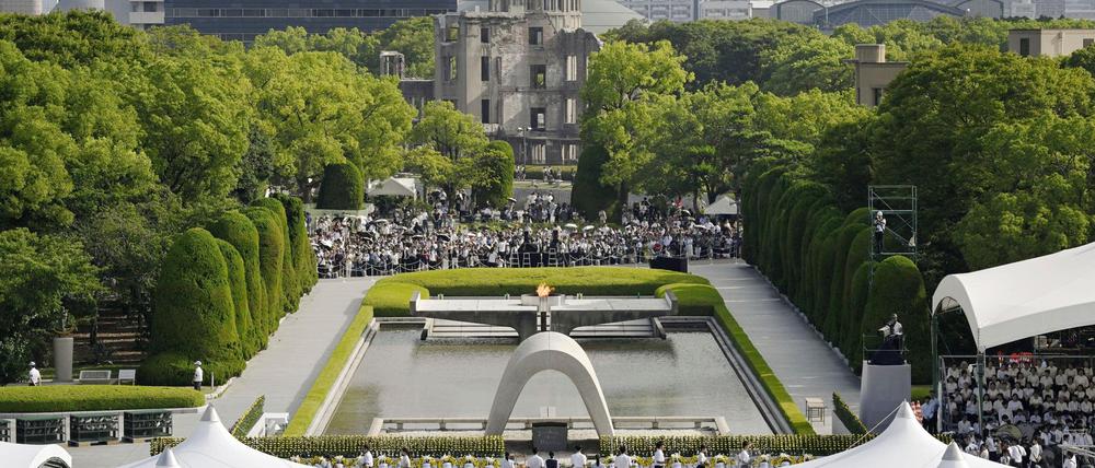 In der japanischen Stadt Hiroshima wurde der Opfer des Atombombenabwurfs vor 80 Jahren gedacht. 