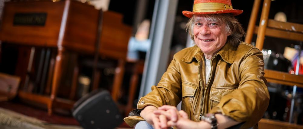 Sogenannte Künstliche Intelligenz nennt der Komiker „KI-Kram“ - Helge Schneider mag deutliche Worte. (Archivbild)