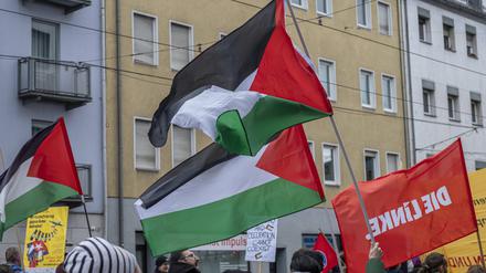 Immer wieder steht der Neuköllner Kreisverband der Linken wegen der Nähe zu anti-israelischen und teils auch antisemitischen Positionen in der Kritik.  (Symbolbild)