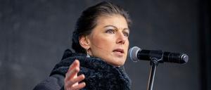 Sahra Wagenknecht sprach schon 2023 bei einer Friedensdemonstration am Brandenburger Tor. (Archivbild)