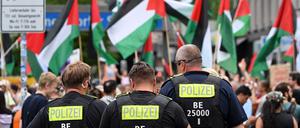 Propalästinensische Demonstranten haben sich in Berlin versammelt. (Archivbild) 