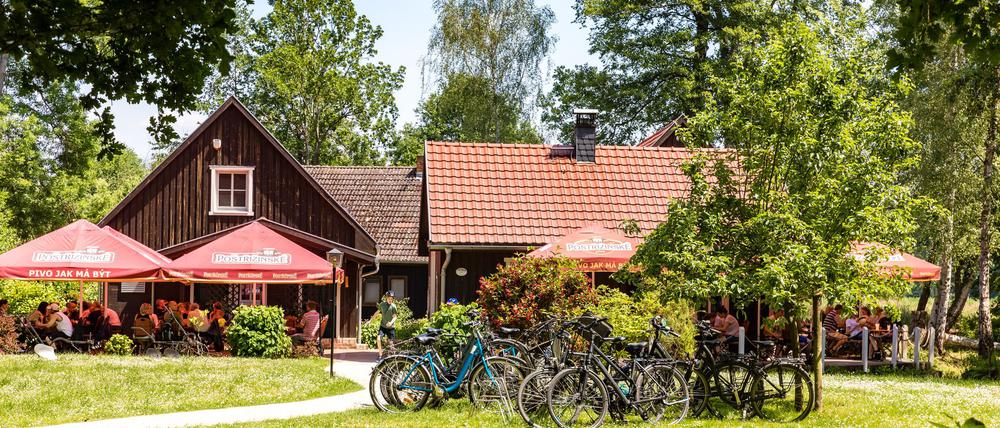 Ein Landgasthof im Spreewald. Bei schönem Wetter gut besucht. Anderswo in Brandenburg sucht man einen solchen Ort vergeblich. (Archivfoto)