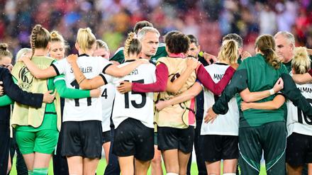Die DFB-Fußballerinnen nach dem Halbfinal-Aus bei der EM.