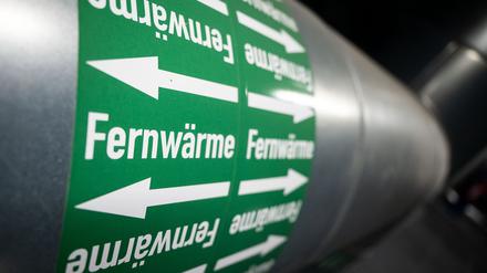 Der Deutsche Mieterbund warnt vor stark steigenden Kosten für Fernwärme. (Archivbild)