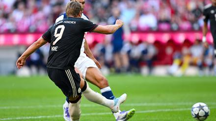 Harry Kane mit einer Seltenheit: Einem Fehlschuss vom Punkt.