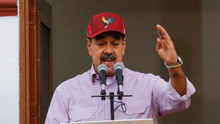 Der venezolanische Präsident Nicolás Maduro hält eine Rede.