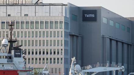 TKMS wird eigenständig und geht an die Börse. hyssenkrupp behält allerdings mit 51 Prozent die Mehrheit an Deutschlands größtem Marineschiffbauer.