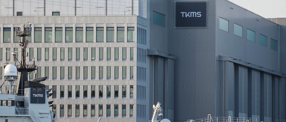 TKMS wird eigenständig und geht an die Börse. hyssenkrupp behält allerdings mit 51 Prozent die Mehrheit an Deutschlands größtem Marineschiffbauer.